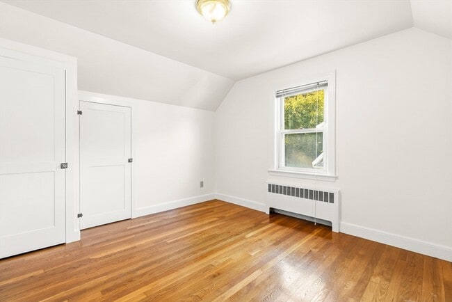 Building Photo - 34 Nilsen Ave