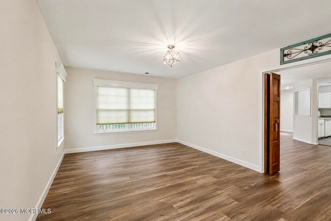 Building Photo - 413 Yorkshire Pl