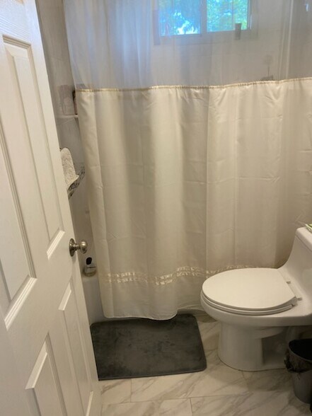 Building Photo - 43 Parkton Rd