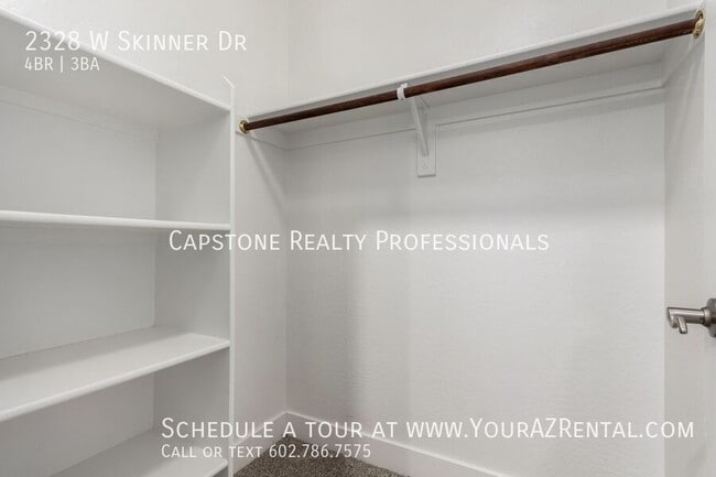 Building Photo - 2328 W Skinner Dr