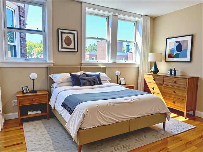 Building Photo - 76 Egmont St