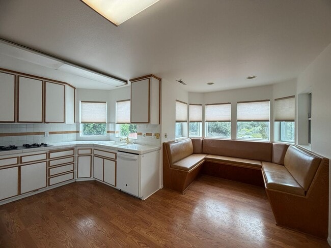 Building Photo - 1524 Los Osos Valley Rd