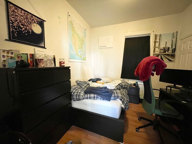 Building Photo - 53 Delle Ave