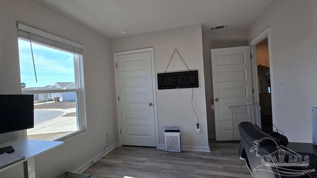 Building Photo - 4433 Tiger Oak Ct