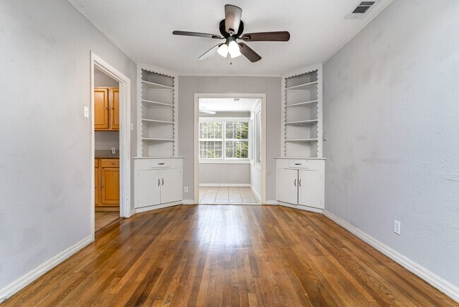 Building Photo - 7802 Morton St