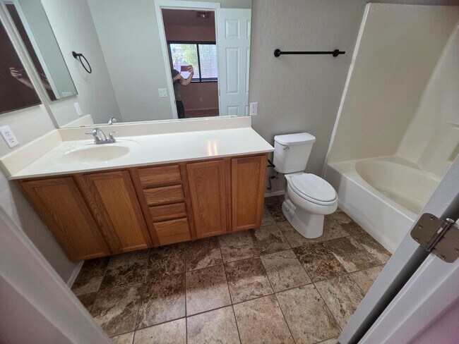 Building Photo - 3607 S 257th Ln