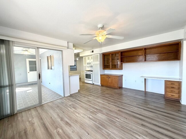 Building Photo - Low-Maintenance 2 Bed 2 Bath Home with Enclosed Patio in Sun City 55+ Community