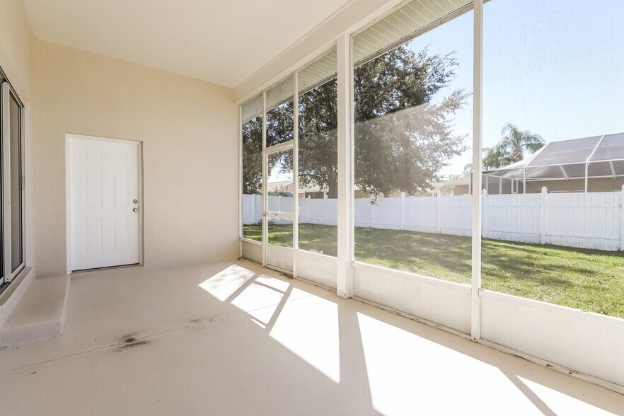 Building Photo - 7607 Canterbury Cir