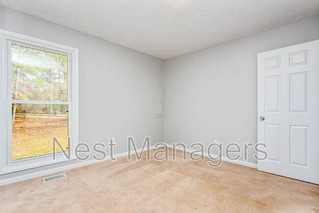 Building Photo - 485 Wilder Dr