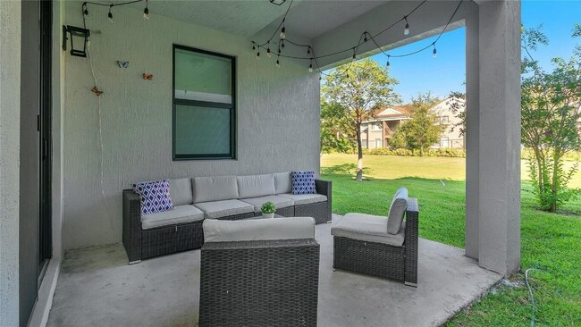 Building Photo - 304 NW 36th Ave