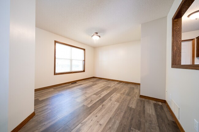 Building Photo - 408 10th St