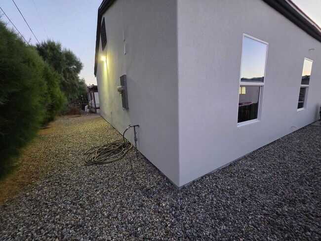 Building Photo - BRAND NEW 3/2 BATH home available for rent in Central BHC.