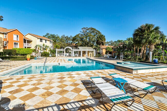 Building Photo - 225 S Tropical Trail