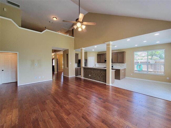 Building Photo - 21122 Golden Sycamore tr