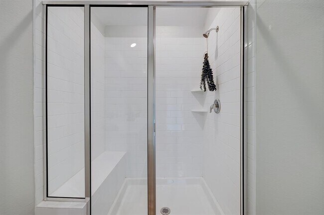 Building Photo - 10935 Water Hyssop Ln