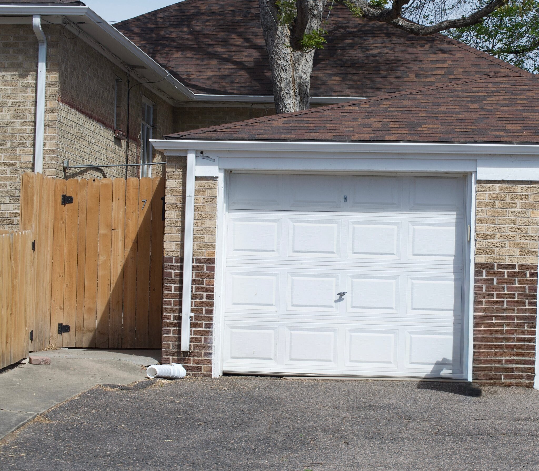 Building Photo - 1600 Winona Ct