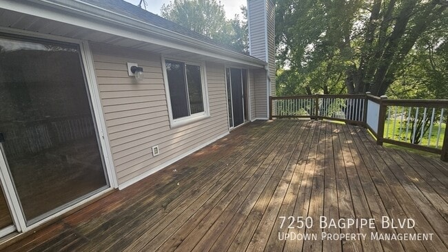 Building Photo - 7250 Bagpipe Blvd