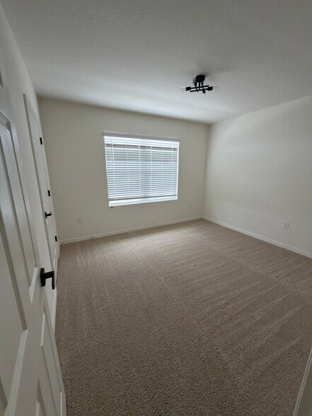 Building Photo - 2193 Farmhouse Rd SE