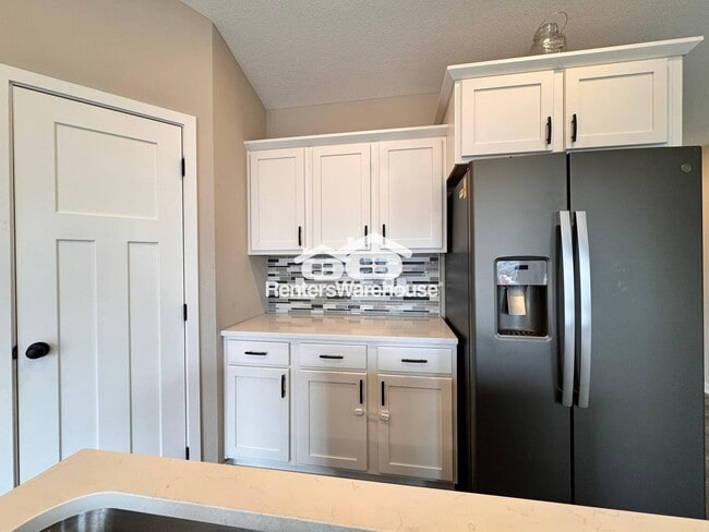 Building Photo - 1200 Locust St