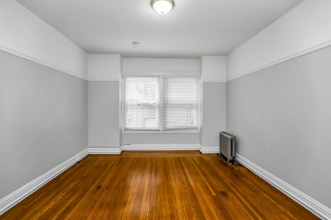 Building Photo - 610 Leavenworth