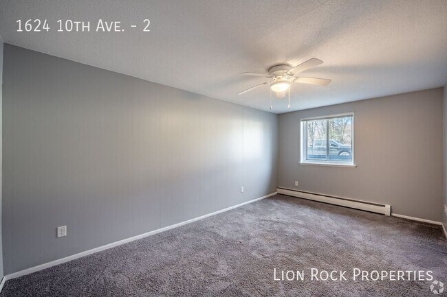 Building Photo - 1624 10th Ave