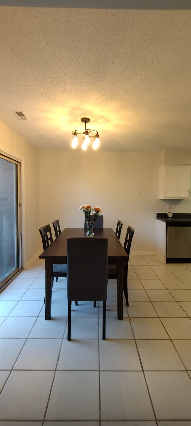 Building Photo - 4306 Gadwall Pl
