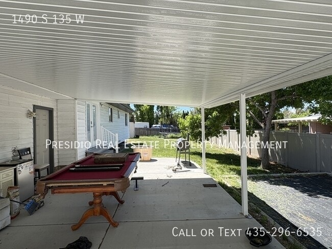 Building Photo - 1490 S 135 W