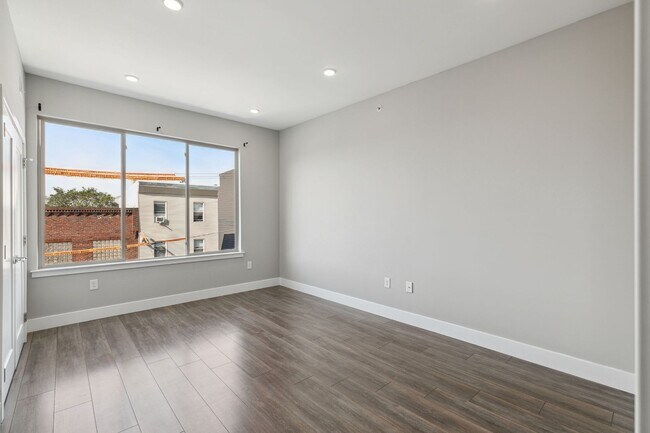 Building Photo - 1845 A St