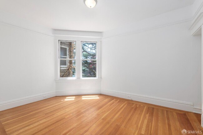 Building Photo - 3877 Jackson St