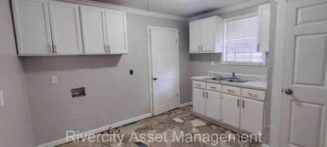 Building Photo - Section 8 Friendly!!! A Must See!!!!