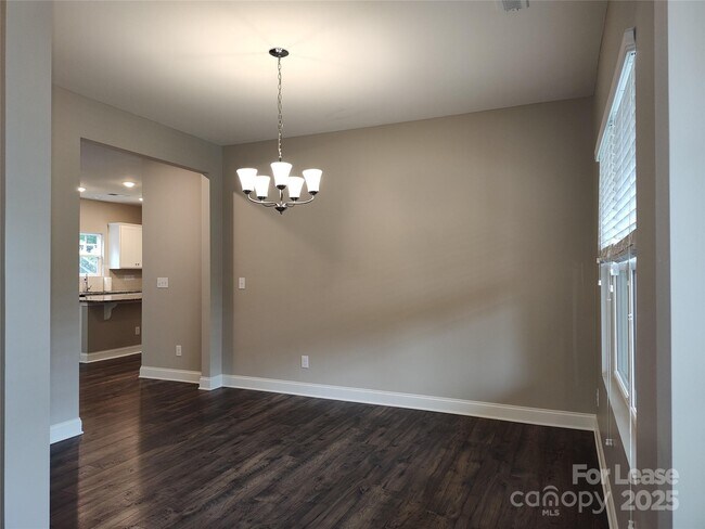 Building Photo - 9415 Segundo Ln