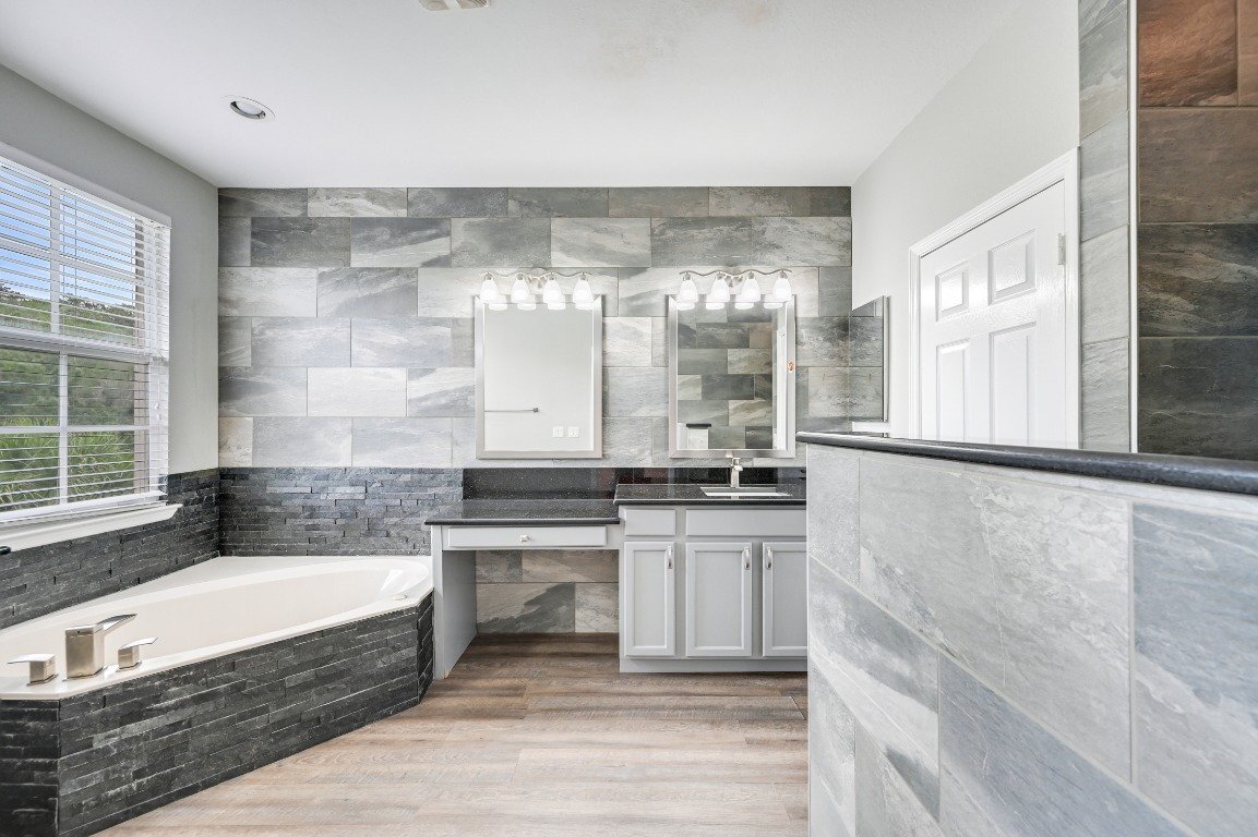 Building Photo - 4048 Cherrybrook Loop