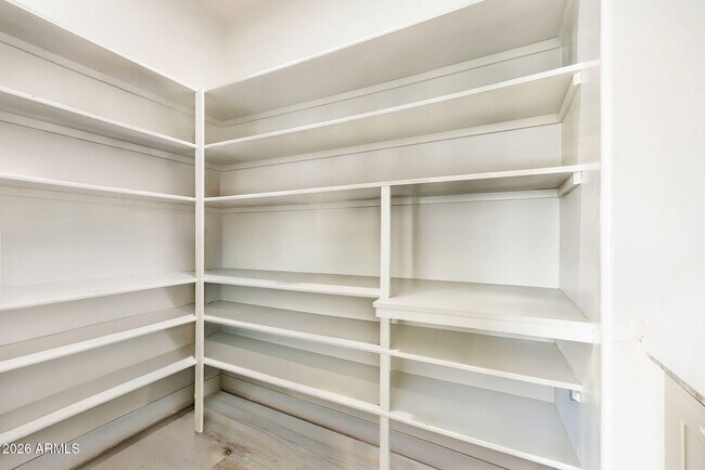 Building Photo - 3912 S Kyrene Rd