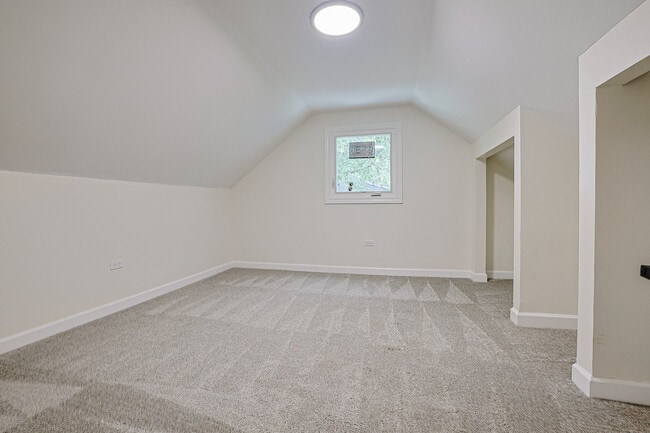 Building Photo - 8 Allegheny Ct