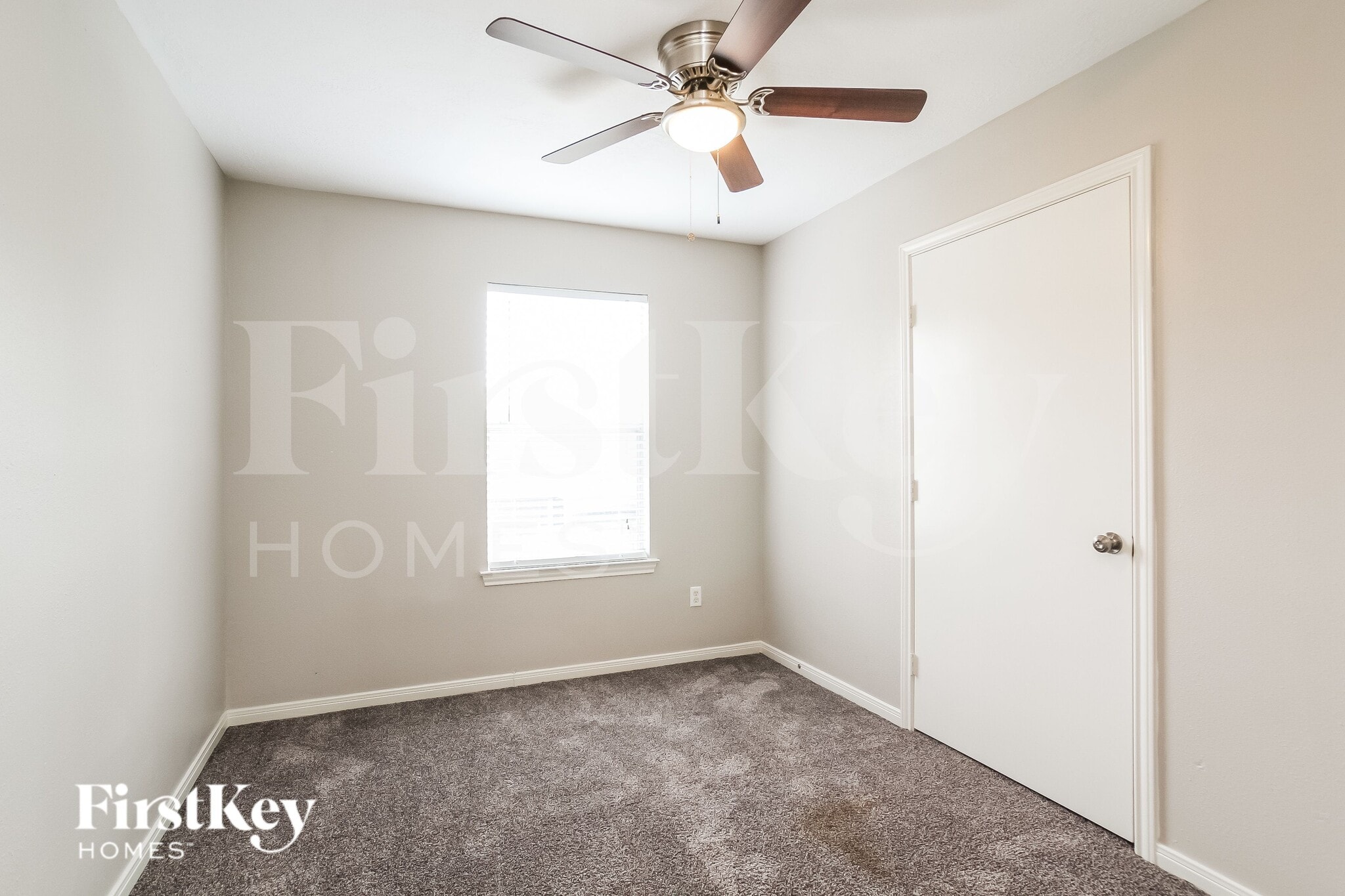 Building Photo - 8114 Scarlet Tanager Dr