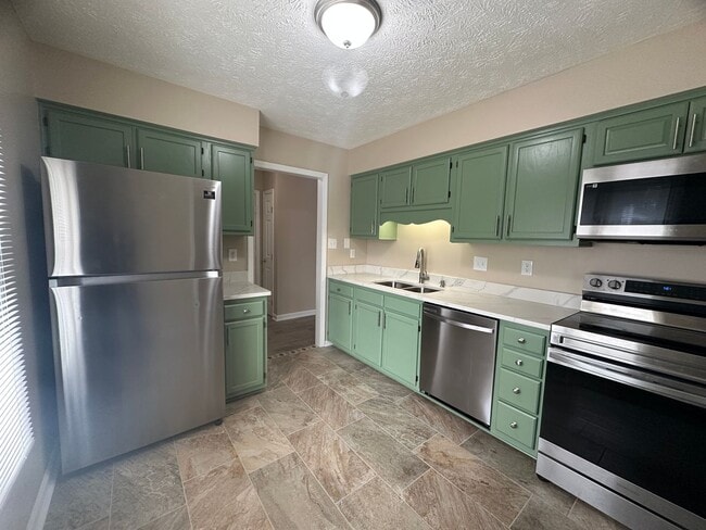 Building Photo - 5598 Arapahoe Ct