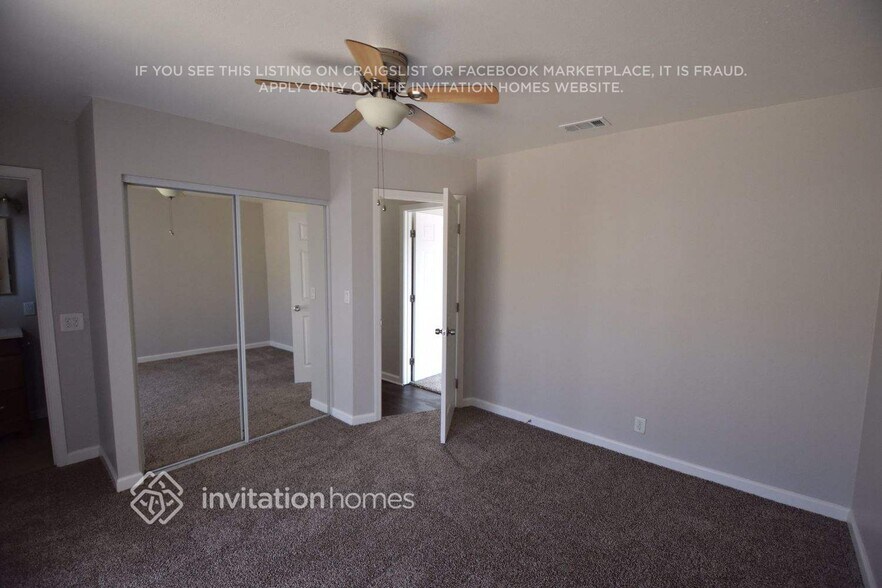 Building Photo - 11114 Blue Jay Dr