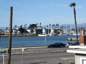 Building Photo - 218 Melrose Dr