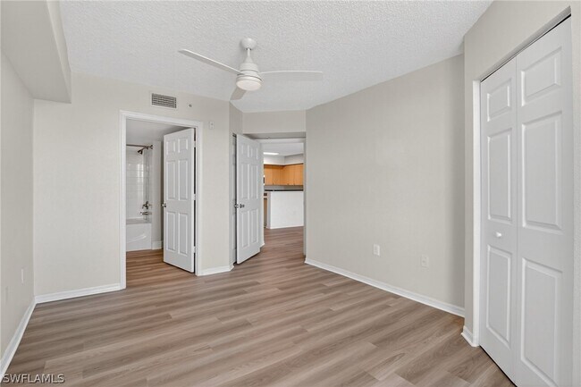 Building Photo - 8754 River Homes Lane