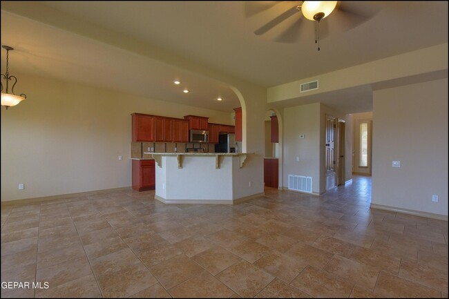 Building Photo - 7228 Longspur Drive