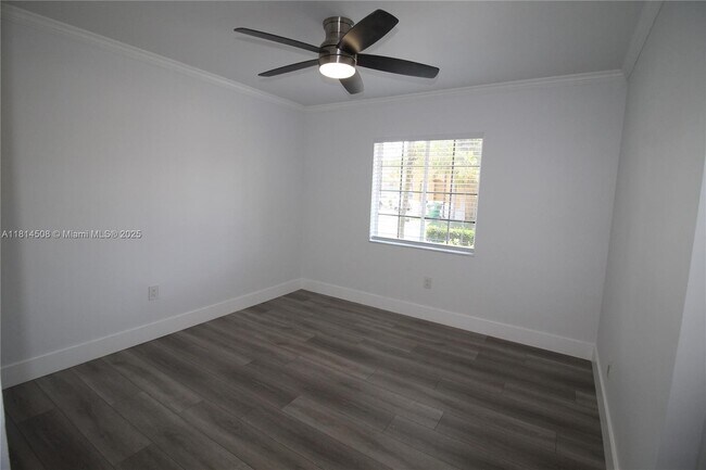 Building Photo - 15239 SW 134th Ct