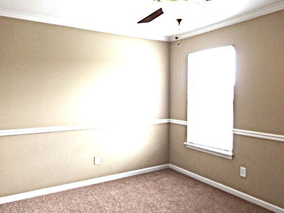 Building Photo - 8176 Halbert Dr