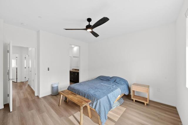 Building Photo - 5485 Seacliff Pl