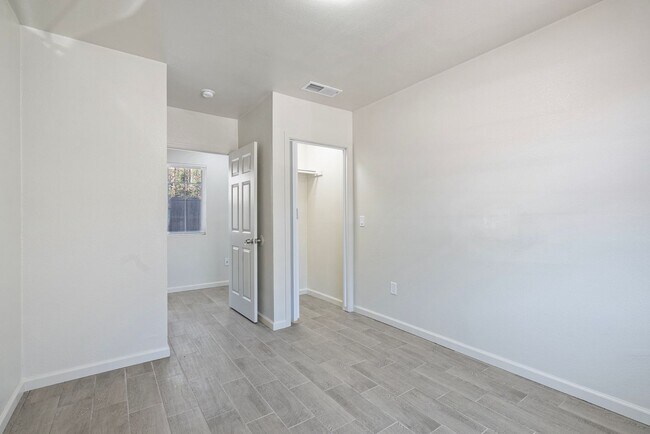 Building Photo - Just Built Property!