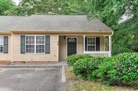 Building Photo - 111 Kelly Dr