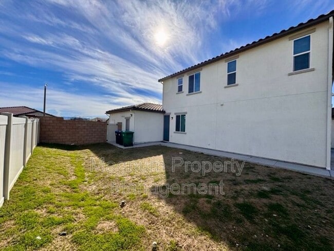 Building Photo - 31310 Reserve Dr