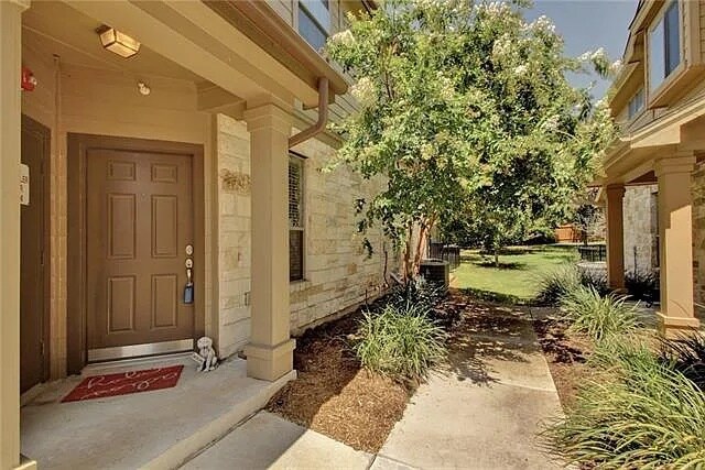 Primary Photo - 1310 W Parmer Ln