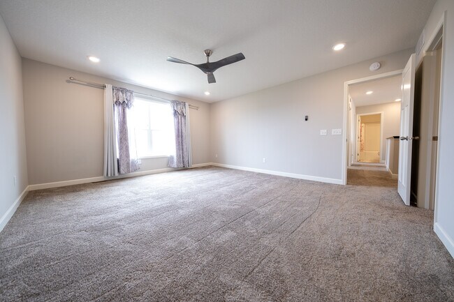 Building Photo - 18196 Goldfinch Wy