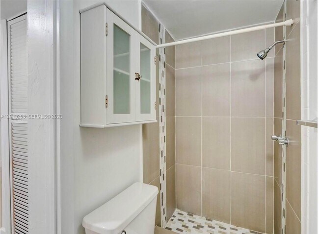 Building Photo - 9494 SW 39th St
