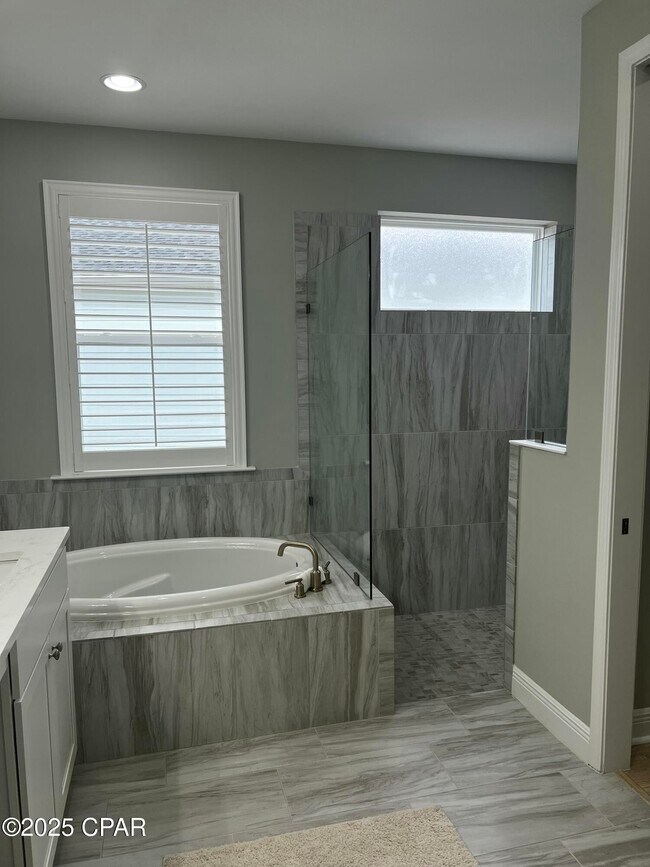 Building Photo - 8436 Coral Reef Wy